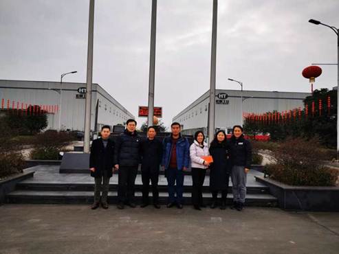 说明: 5fa49f950475c5e7b88d5a4c0deeff4