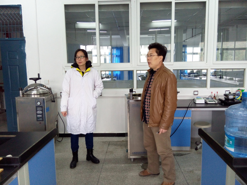 科研开发处对学院科研项目研究工作开展情况进行抽查